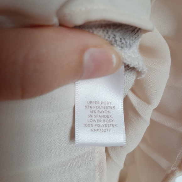 Floral Sweater with Pleated Detail - Picture 5 of 6